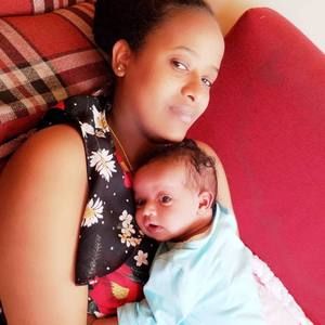 Meet your Posher, Biniam